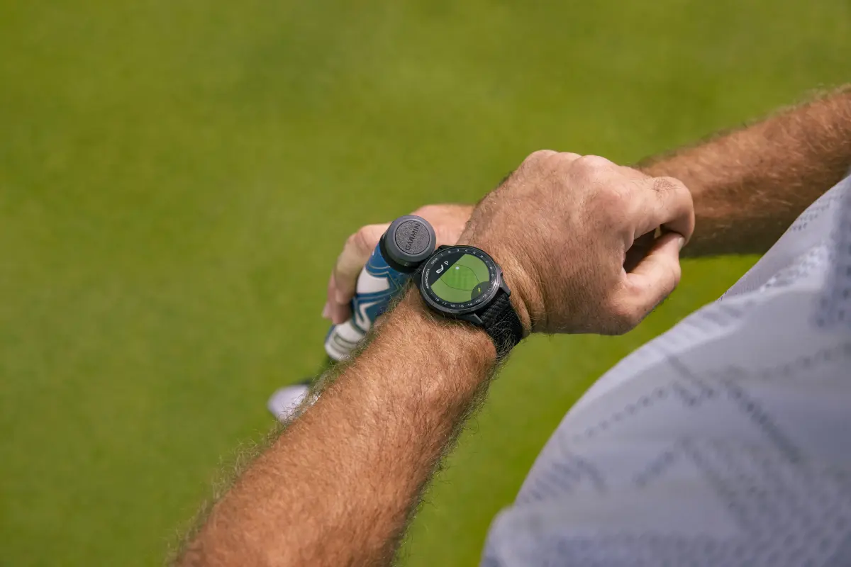 Snímanie golfového švihu doplnené o Approach CT1 – edíciu Superstroke