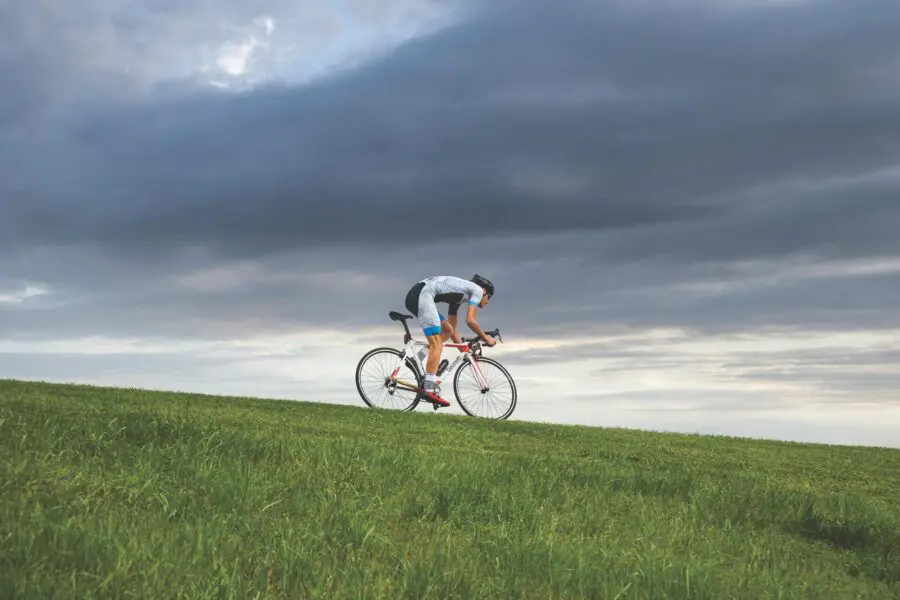 Segmenty pre cyklistov: ako si vybrať segment a sledovať progres a neprepáliť to